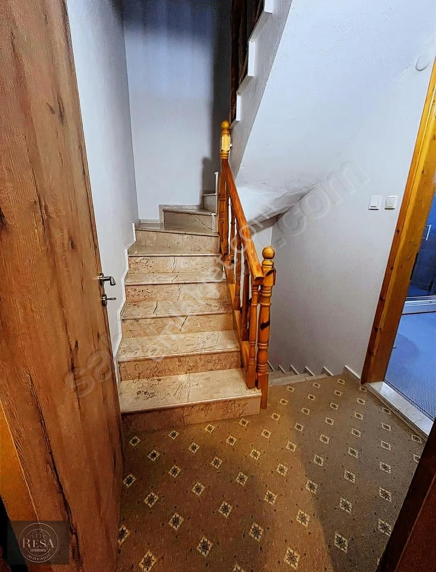 Resa Gayrimenkul'den Cumhuriyet Mh. Denize Sıfır Villa - Görsel 29