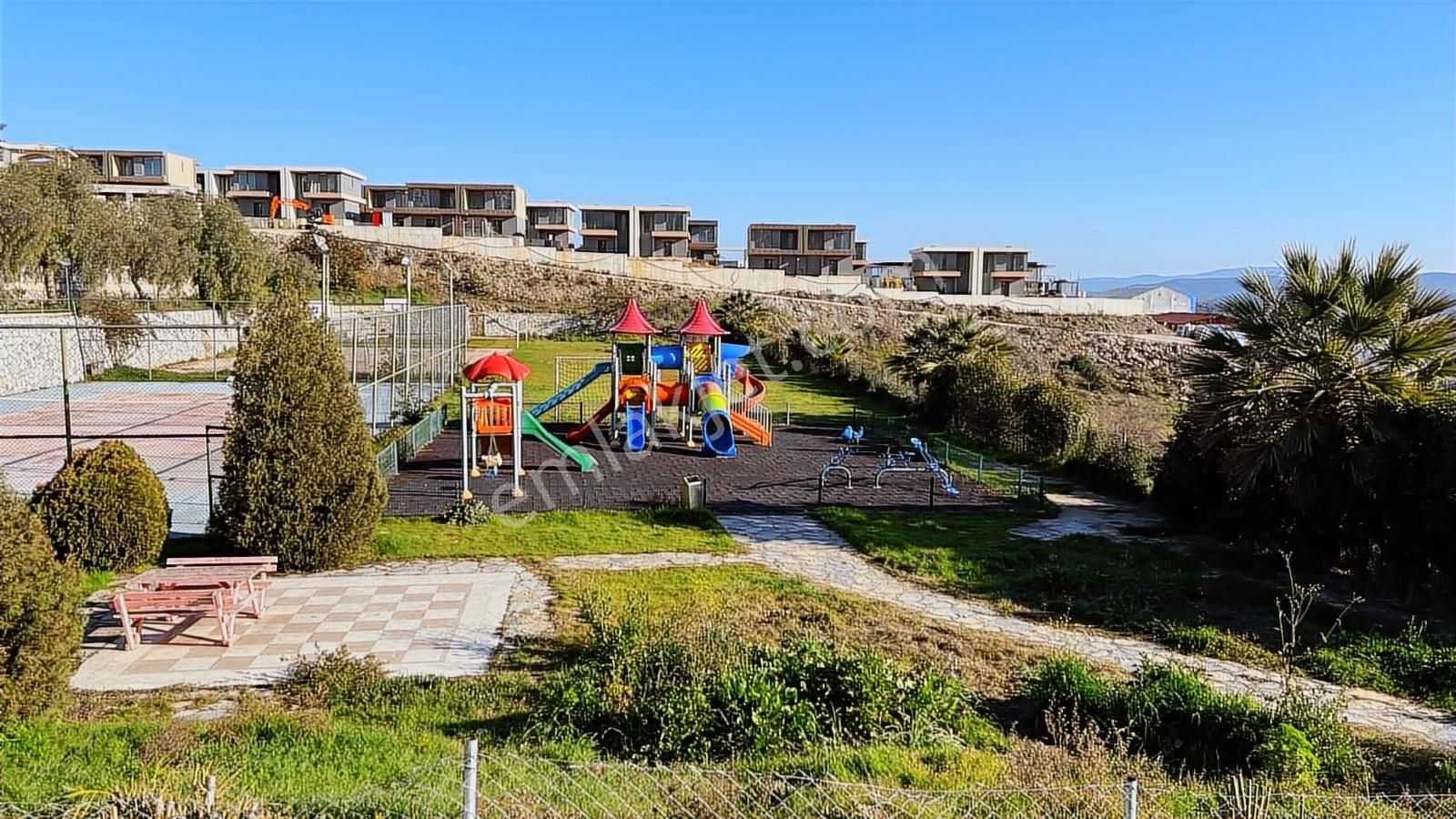 Milas Boğaziçi 2 Banyolu 2+1 Üst Kat Göl Manzaralı Satılık Daire - Görsel 28