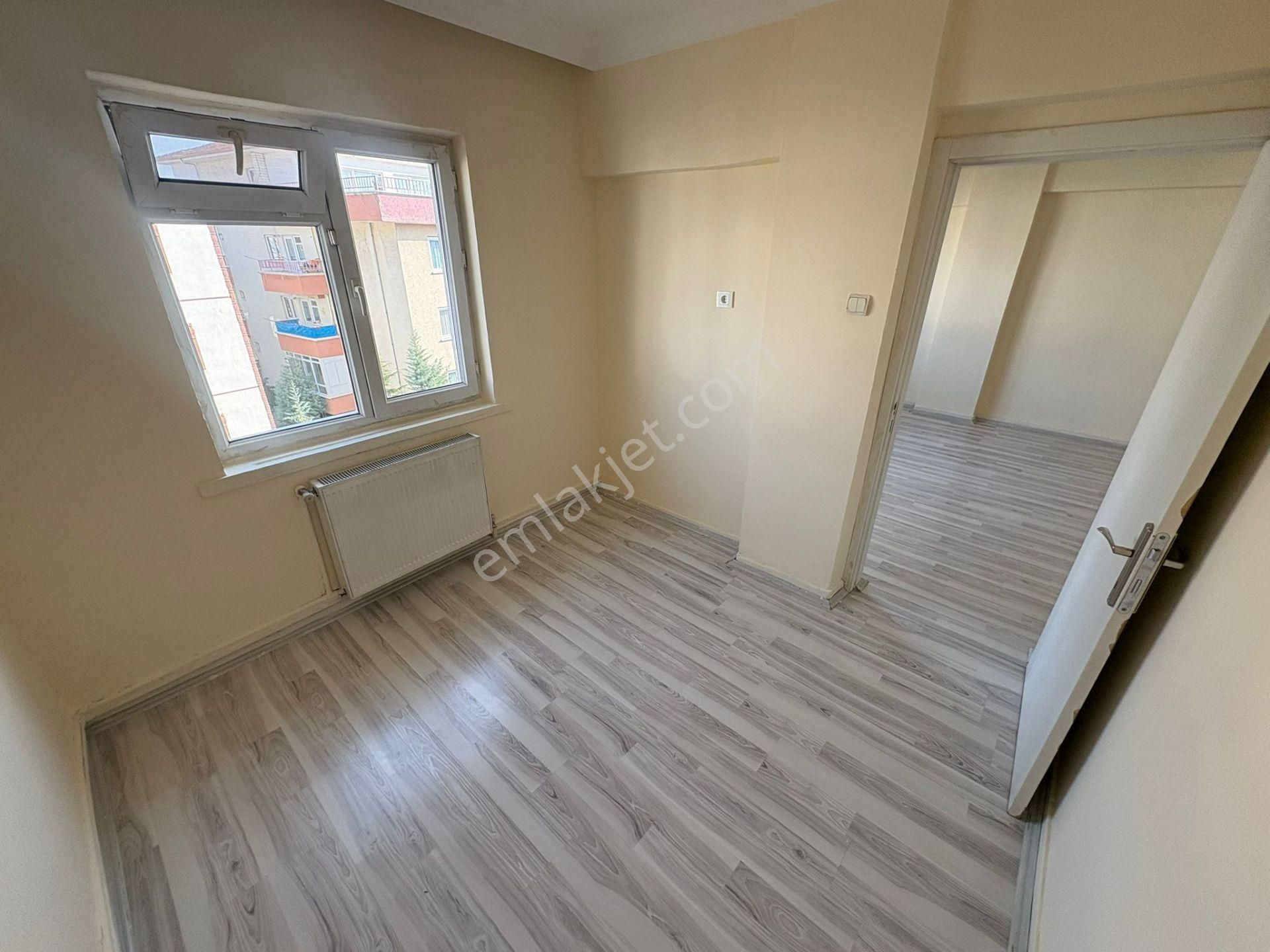 Mareşal Çakmak Mh 3+1 Katta Merkezin İçinde Fırsat Daire - Görsel 14