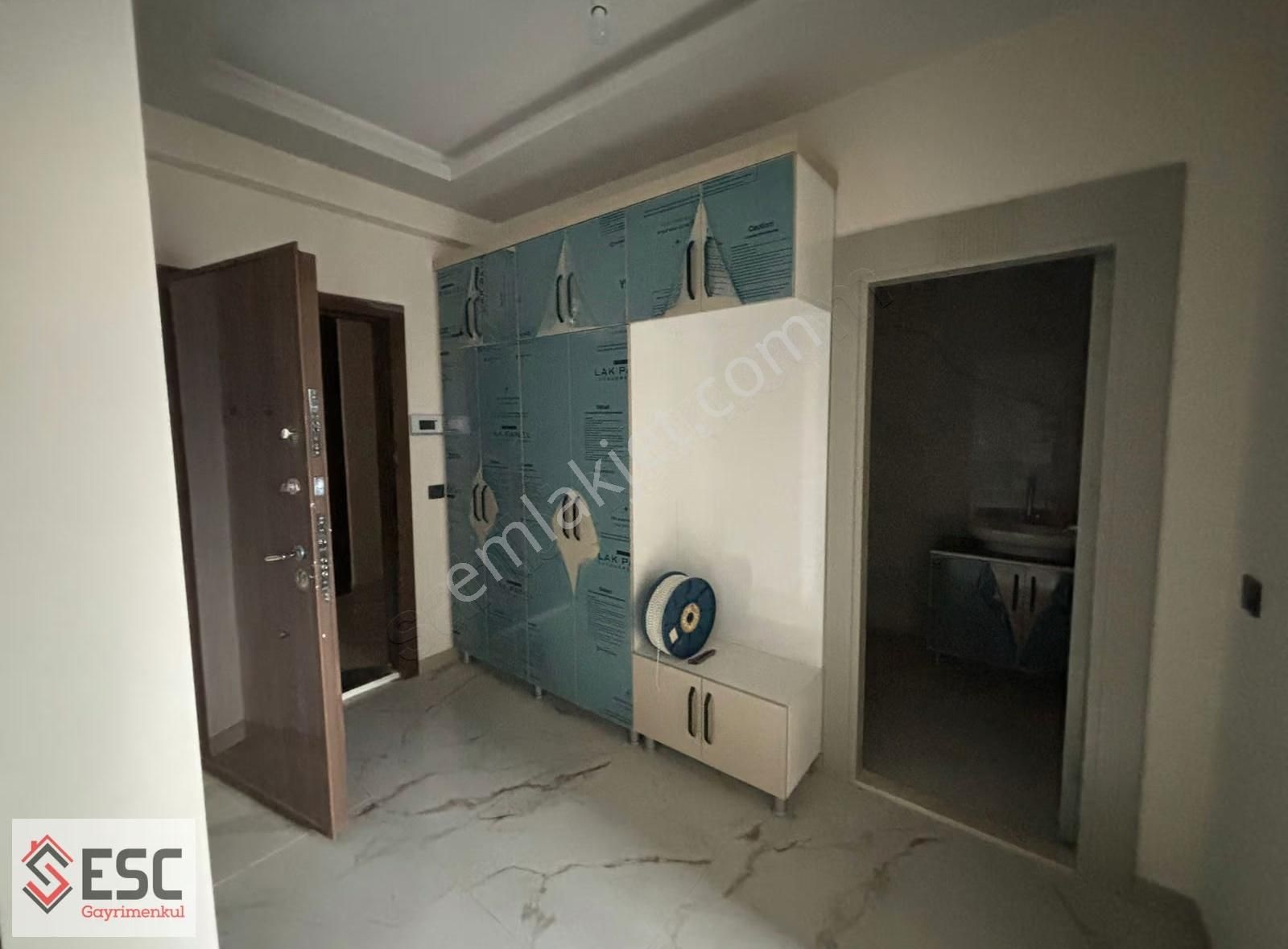 Escden Davultepe'de Doğalgazlı Havuzlu 1+1 Kiralık Daire Esc2258 - Görsel 11