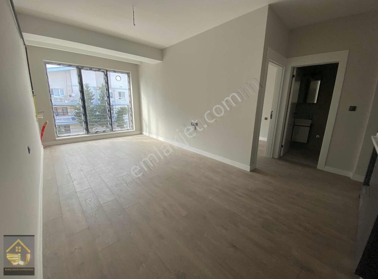 Birlik Mahallesinde Ful Yapılı 1+1 Satılık Sıfır Daire - Görsel 35