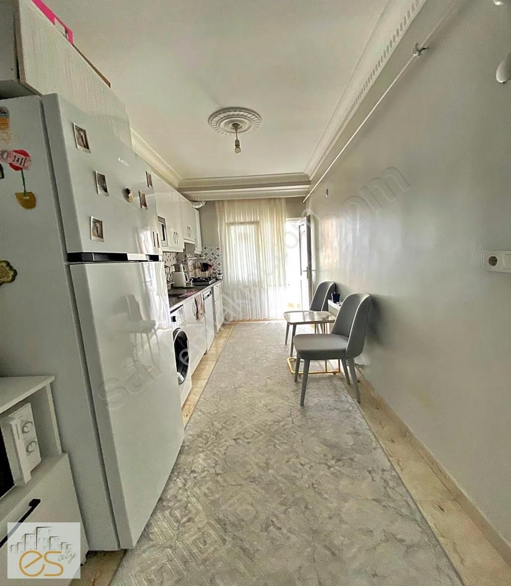 Esenyurt Satılık Ulaşıma Okula Yakın Merkezi Konumda 2+1 Daire - Görsel 17