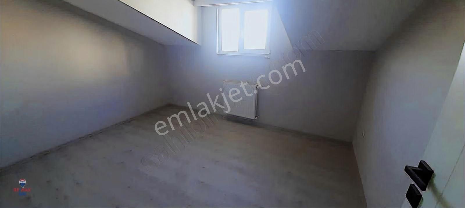 Sıfır 4+1 Üst Dubleks Daire - Görsel 14