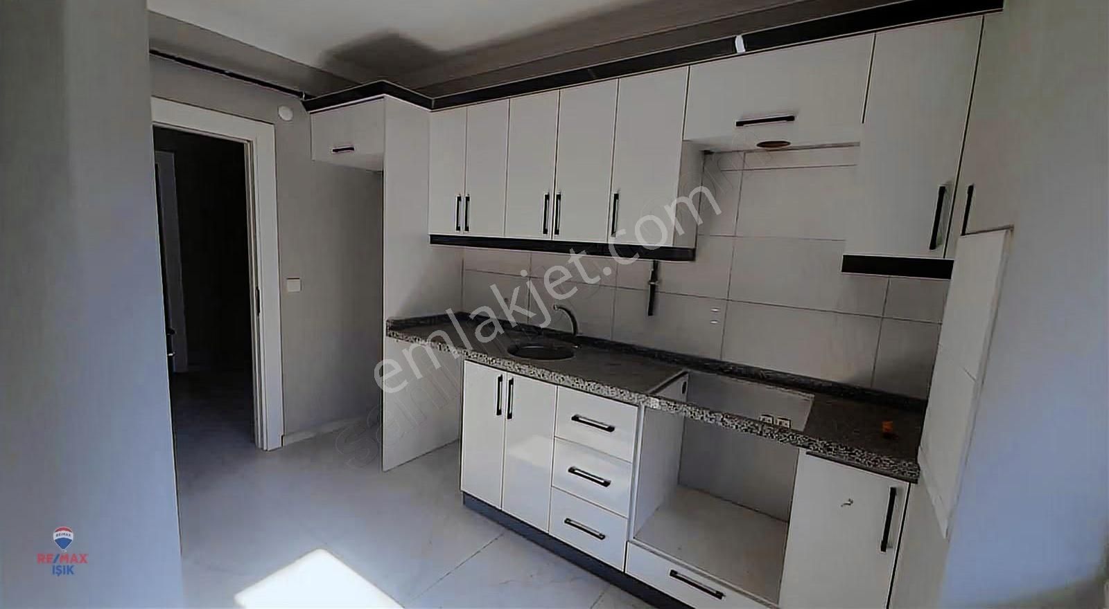 Abdurrahmangazi Mahallesinde Sıfır 3+1 Daire - Görsel 18