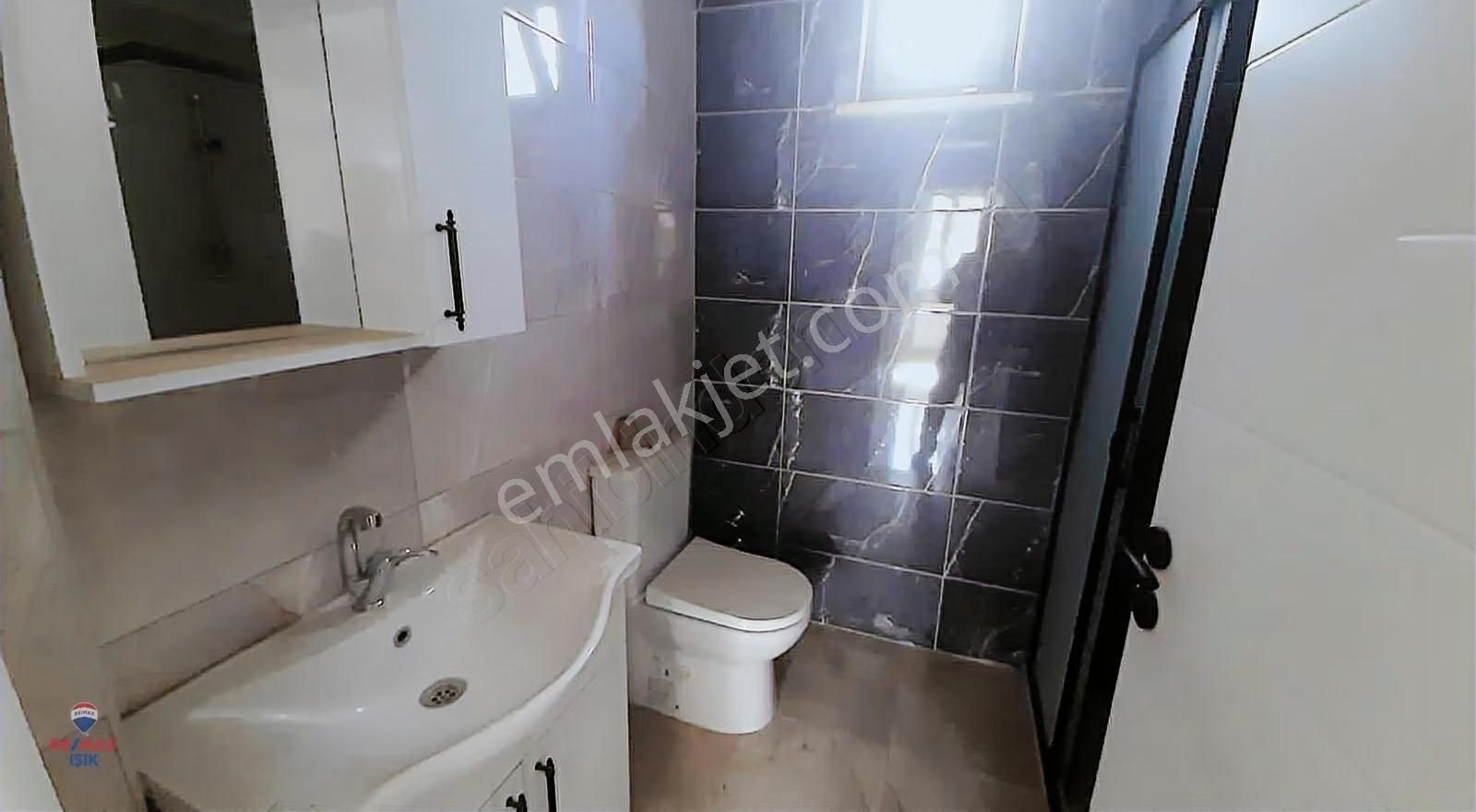 Abdurrahmangazi Mahallesinde Sıfır 3+1 Daire - Görsel 22