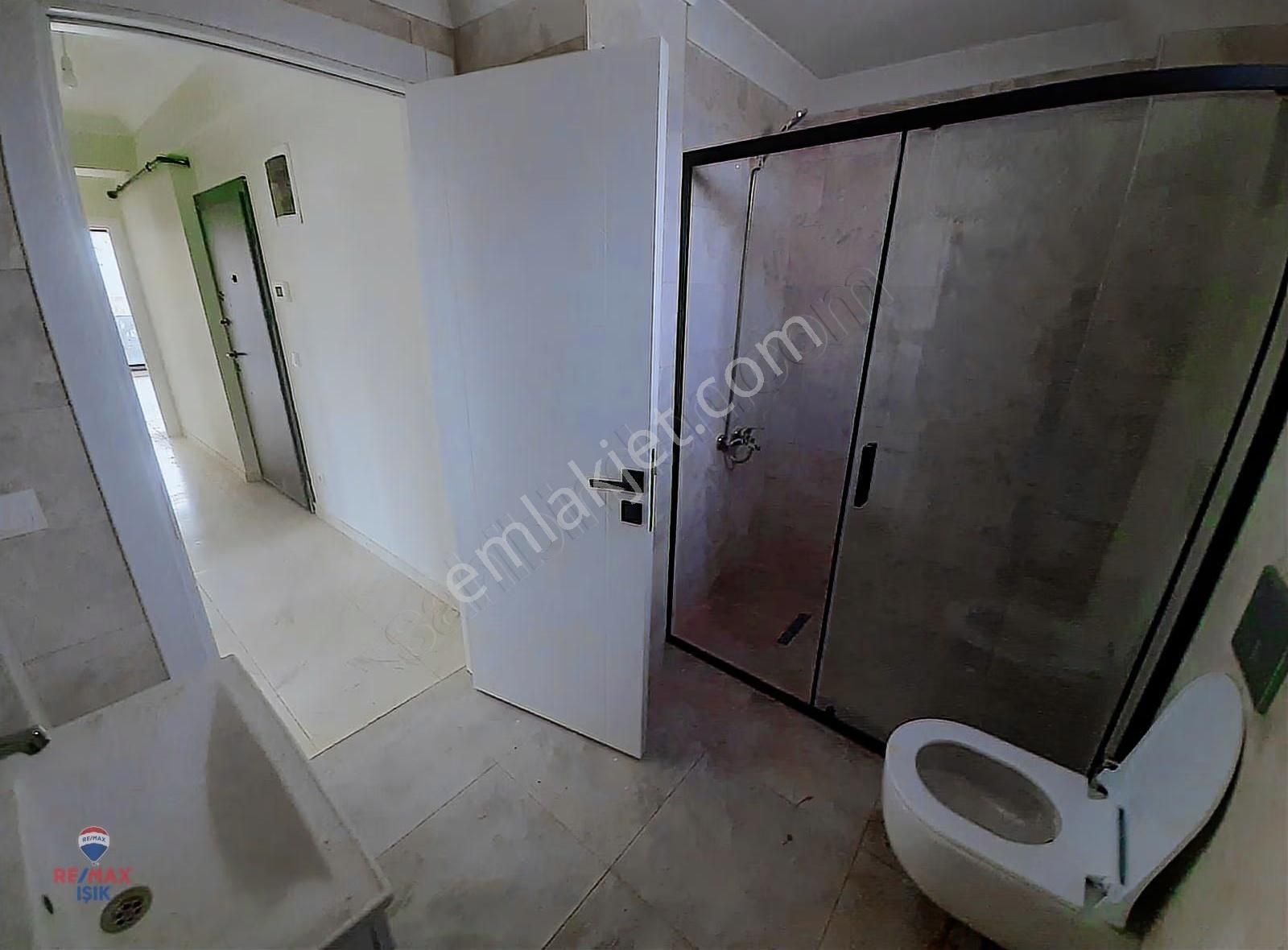 Petrol Yolu Caddesi Üzerinde,ebeveyn Banyolu Arakat 2+1 Daire - Görsel 25