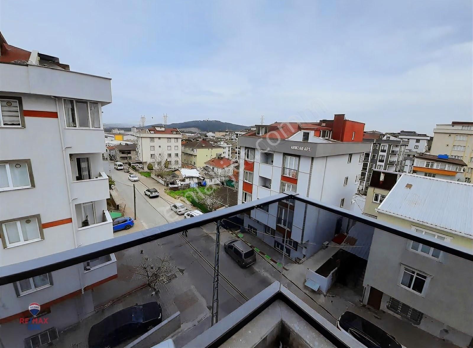 Petrol Yolu Caddesi Üzerinde,ebeveyn Banyolu Arakat 2+1 Daire - Görsel 34