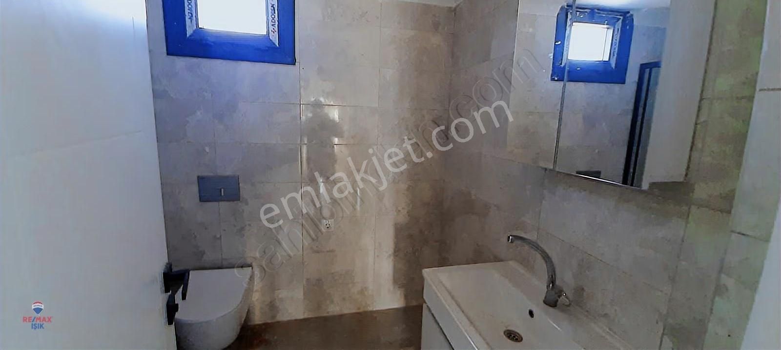 Petrol Yolu Caddesi Üzerinde,ebeveyn Banyolu Arakat 2+1 Daire - Görsel 7