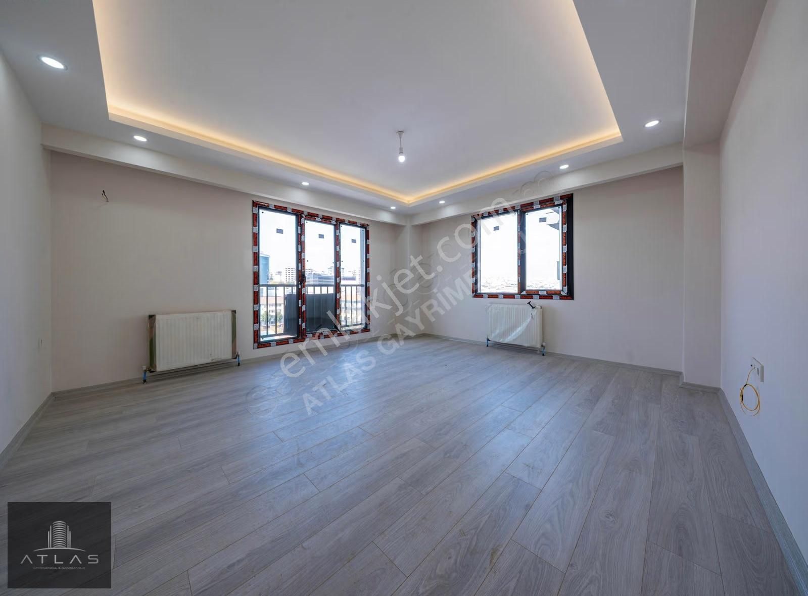 Atlas'tan, Butik Sitede, 3+1, 135m2, 9.kat, Şehir Manzaralı, Lüx - Görsel 15