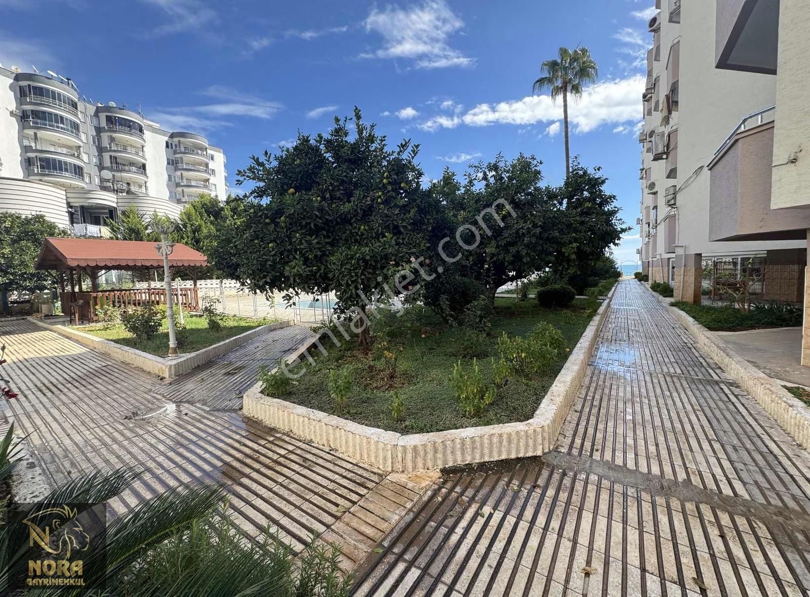 Nora'dan Deniz Manzaralı Geniş Satılık 2+1 - Görsel 14