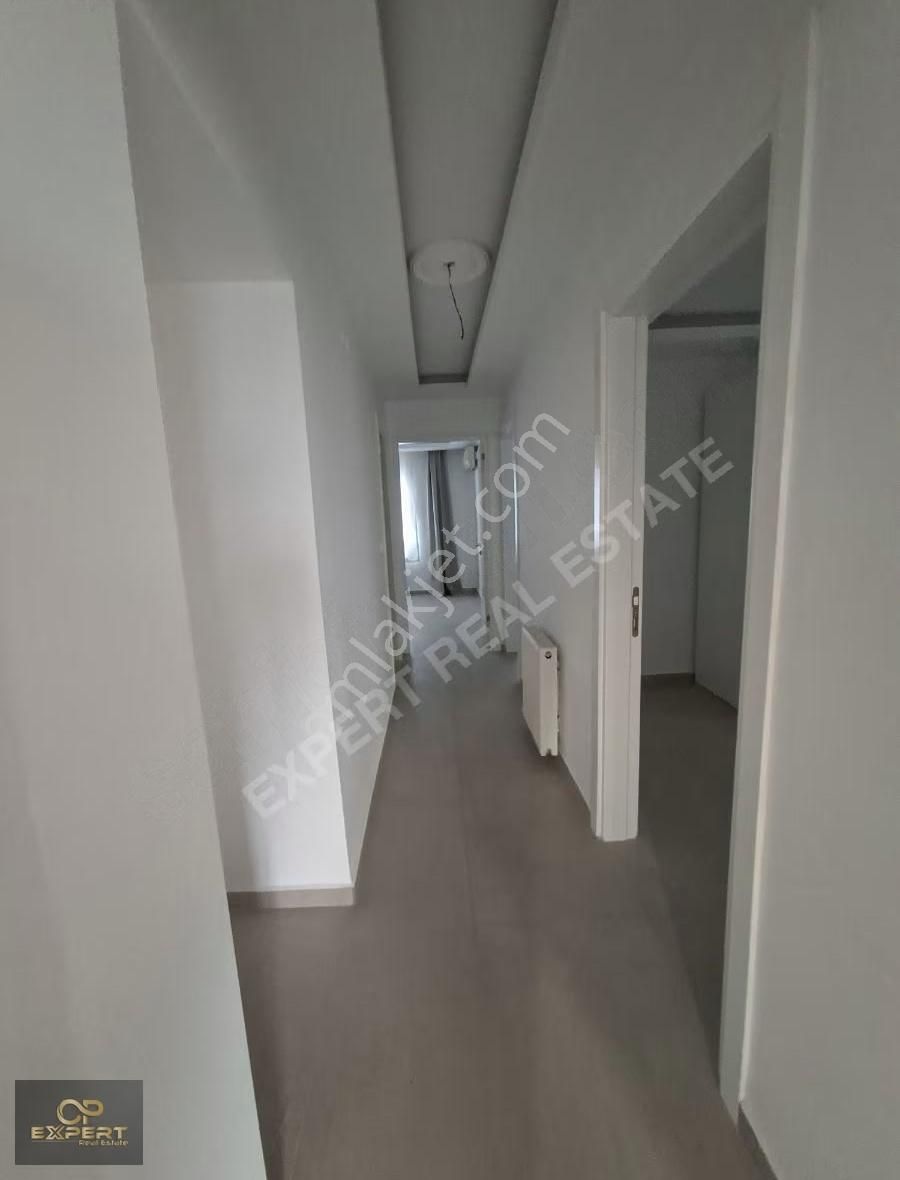 Kuşadası Merkezde Full Deniz Manzaralı Masrafsız Geniş Daire - Görsel 17