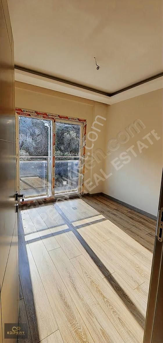 Kuşadası Manzaralı 2+1 Sıfır Daıre - Görsel 9