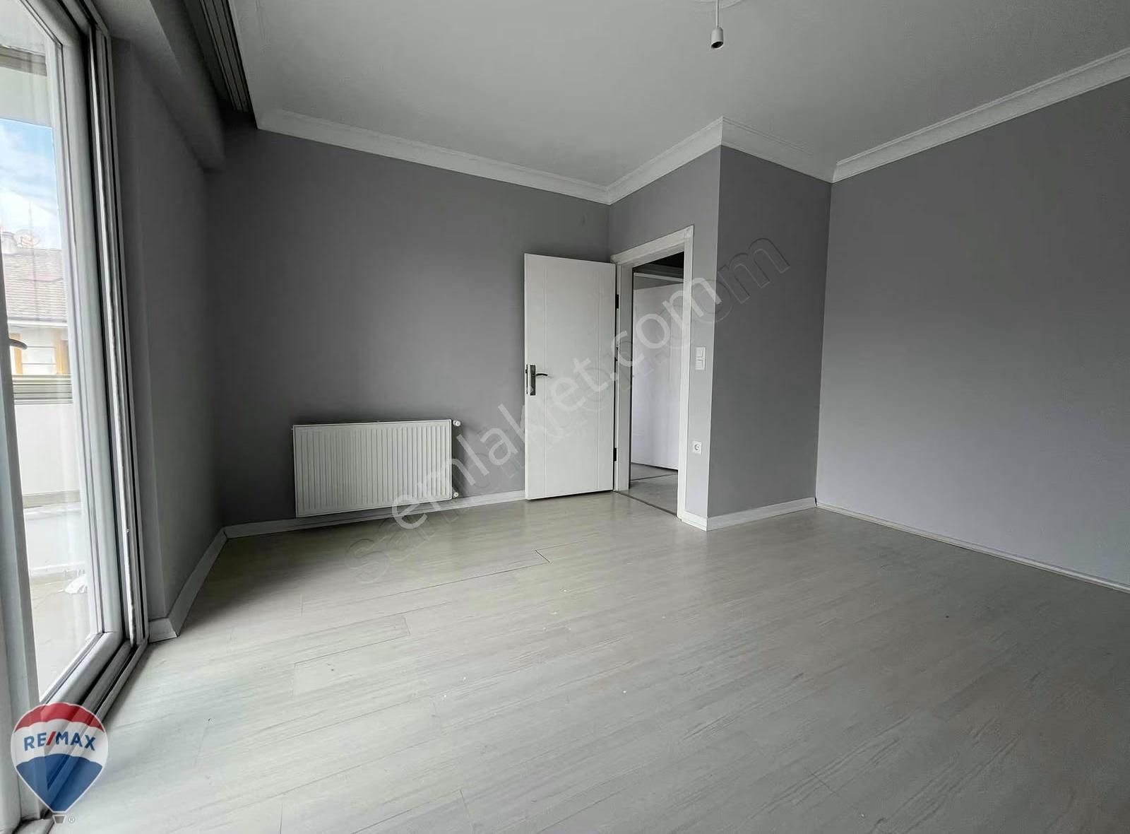 Remax Mavi'den Serdivan/yazlık Mah.'de Satılık 3+1 Daire - Görsel 17
