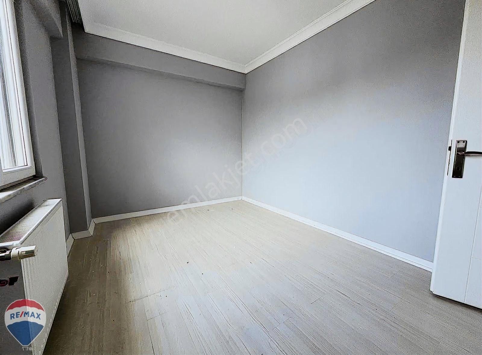 Remax Mavi'den Serdivan/yazlık Mah.'de Satılık 3+1 Daire - Görsel 3