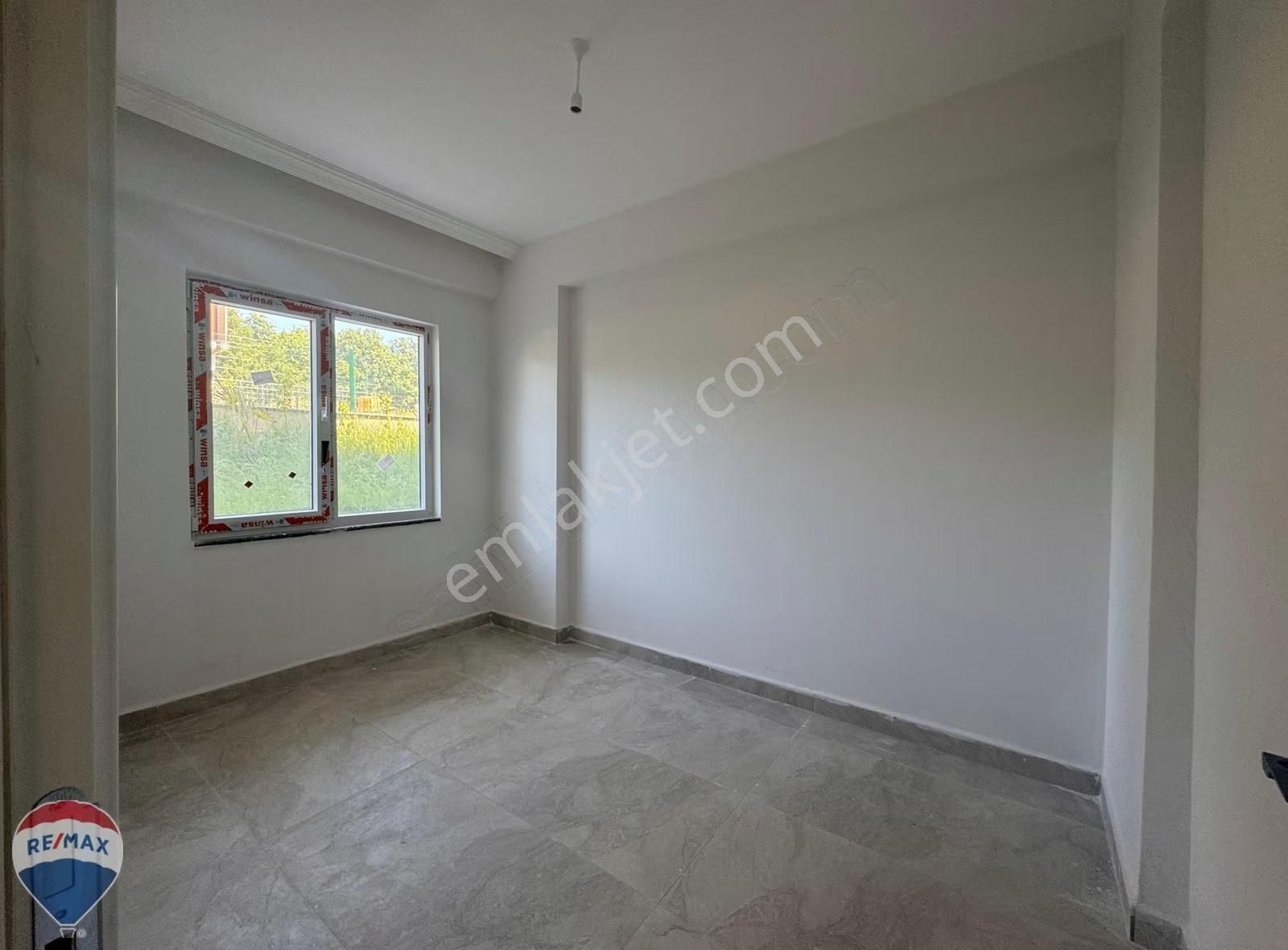 Cebecide Satılık 3+1 Ters Bahçe Dubleks Yazlık Remax Mavi'den - Görsel 12