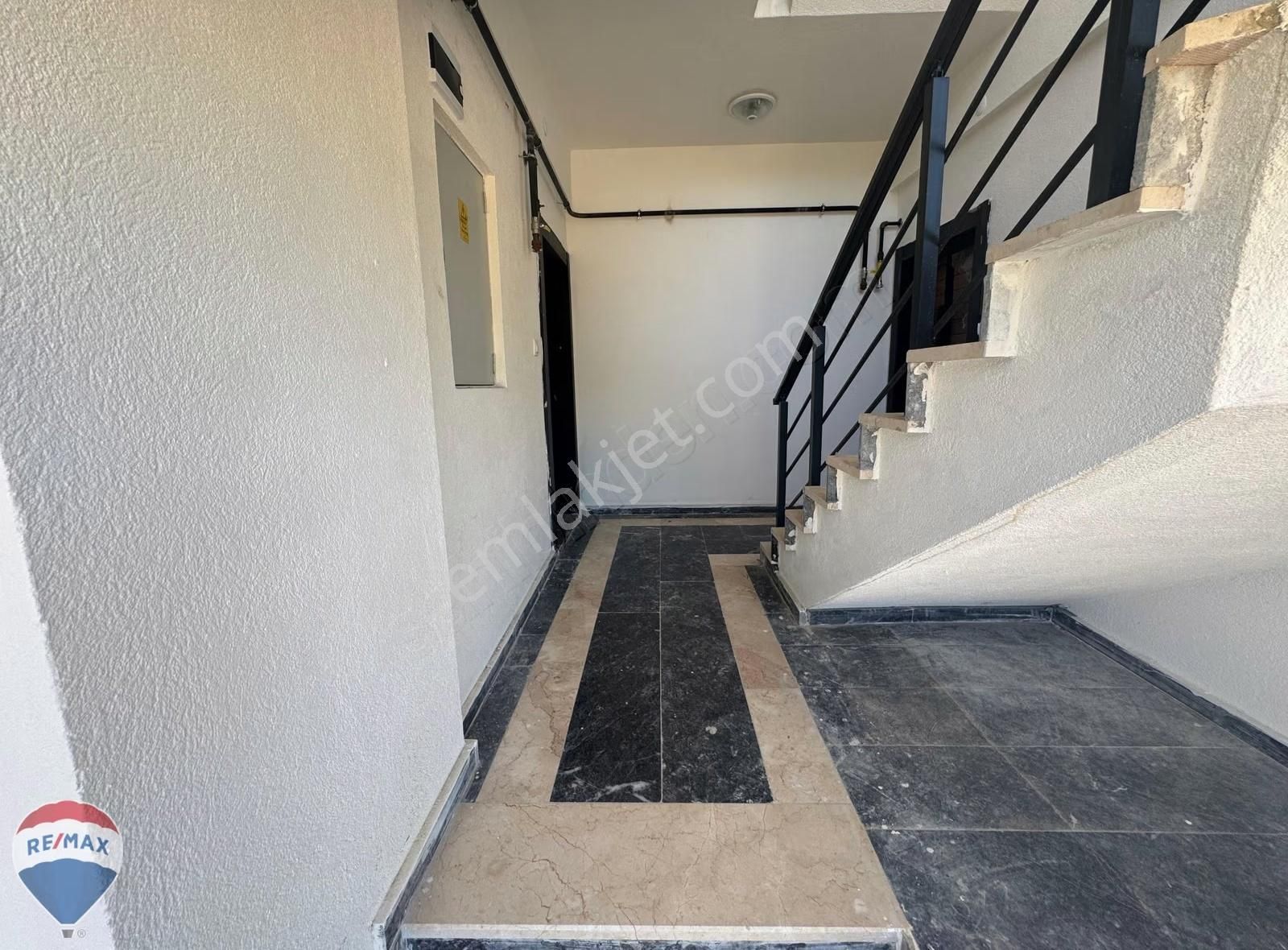 Cebecide Satılık 3+1 Ters Bahçe Dubleks Yazlık Remax Mavi'den - Görsel 19