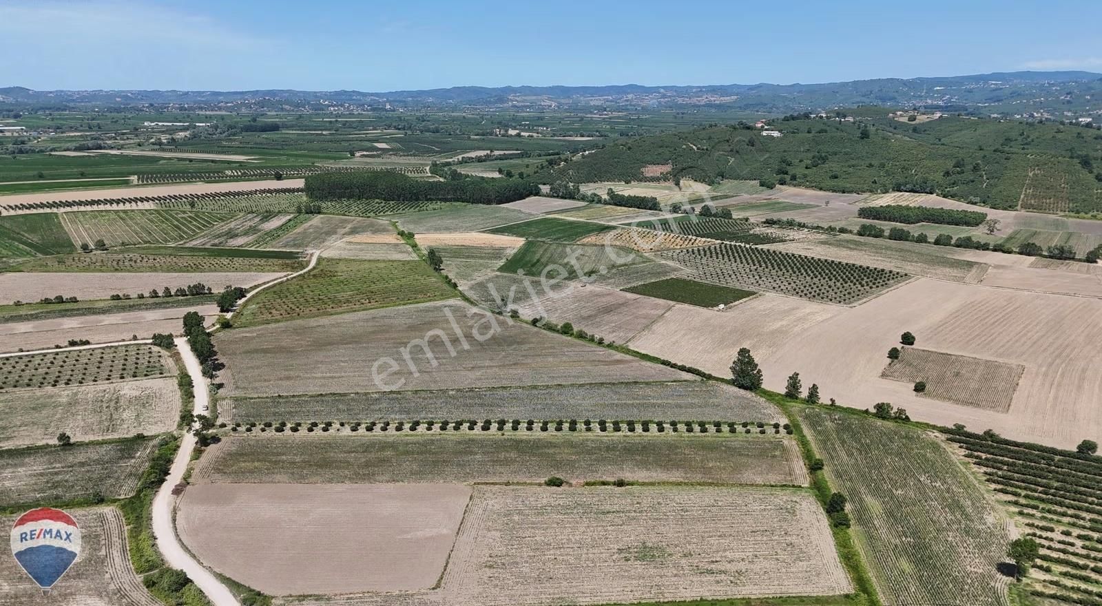 Karasu Limandere De Satılık Tarla Remax Mavi Tuncay Şen Den