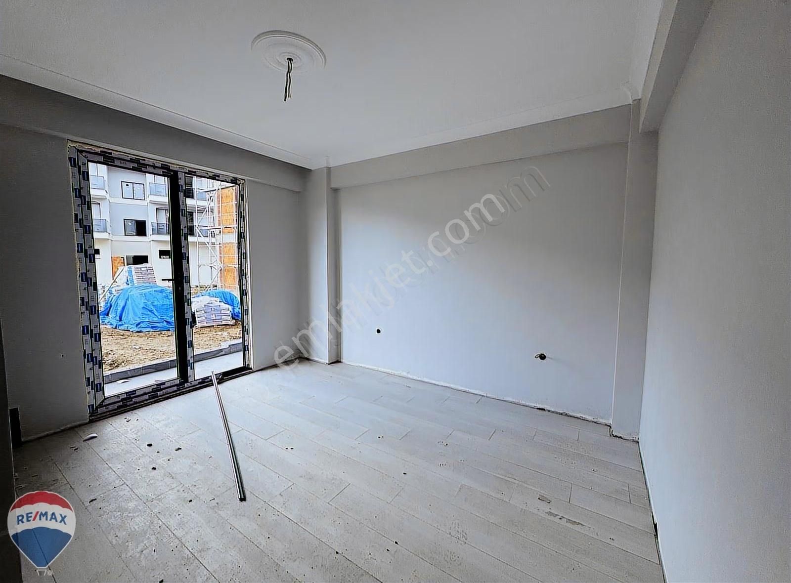 Arifiyede Sıfır 3+1 Site İçi Ve Cdde Cepheli Ebeveyn Banyolu - Görsel 19