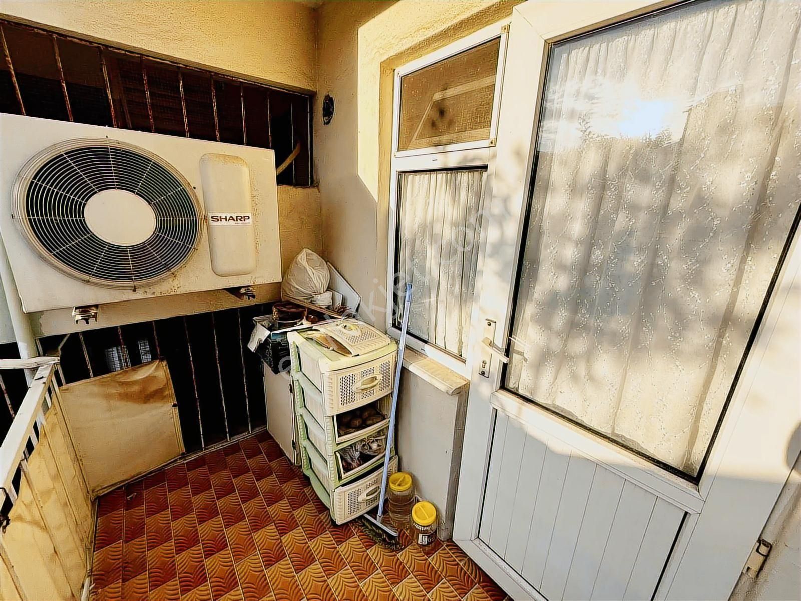 Mudanya Merkezde Ayrı Tapulu Komple Satılık Bina - Görsel 13