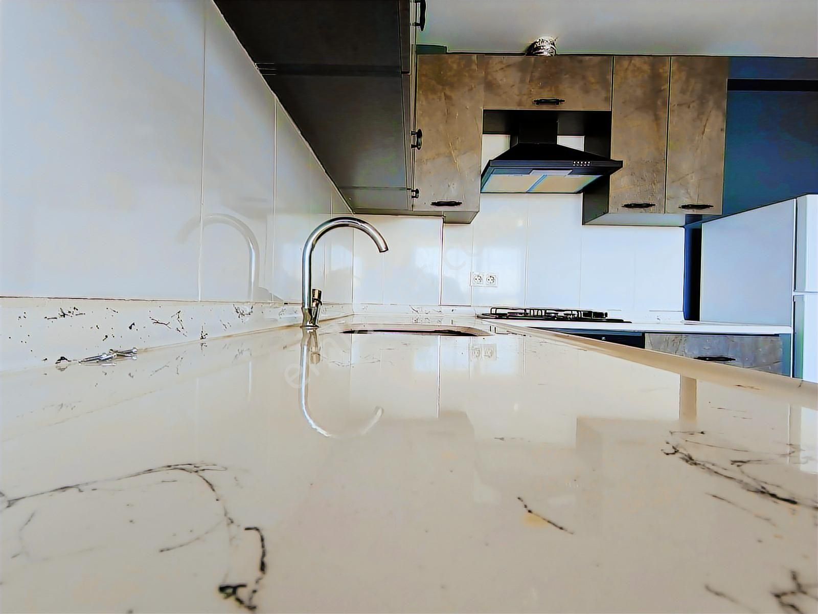 Damla Green Residenceda Deniz Manzaralı Eşyalı Satılık 2+1 Daire - Görsel 14