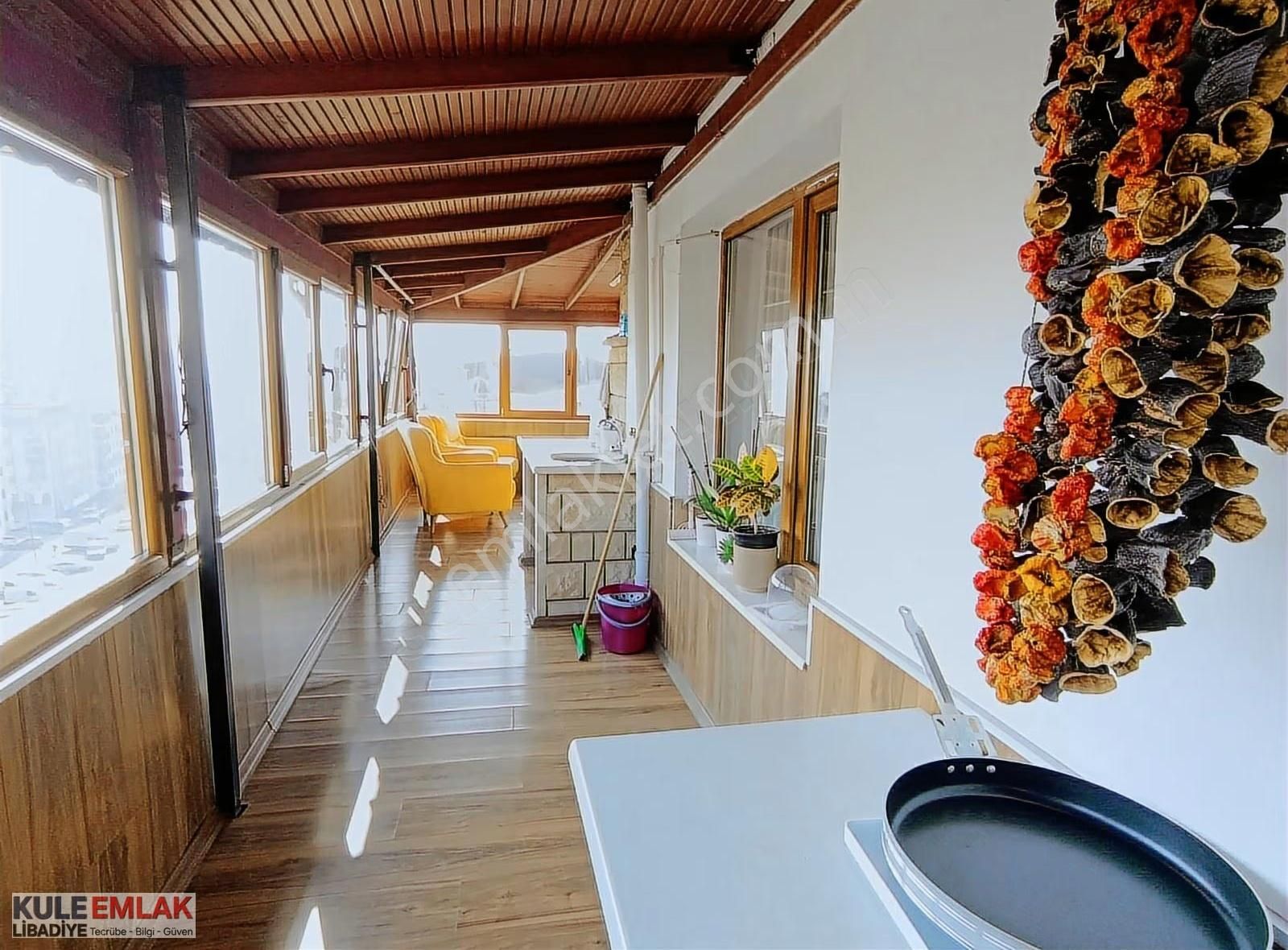 Ümraniye İstiklal Mahallesinde Çarşı Metroya 5 Dakika Harika 4+1 - Görsel 4