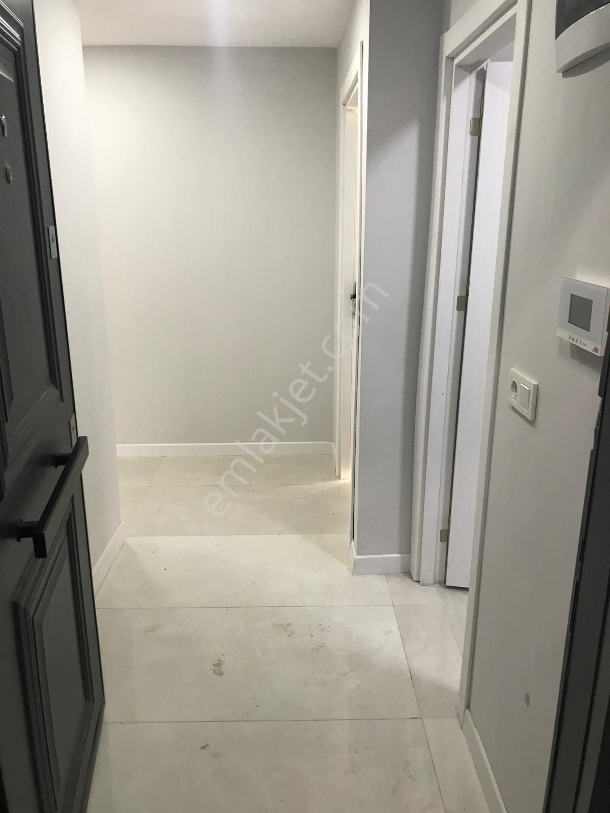 Beylikdüzü Kavaklı Merkezde Sıfır Daire 1+1 Açık Mutfak - Görsel 8