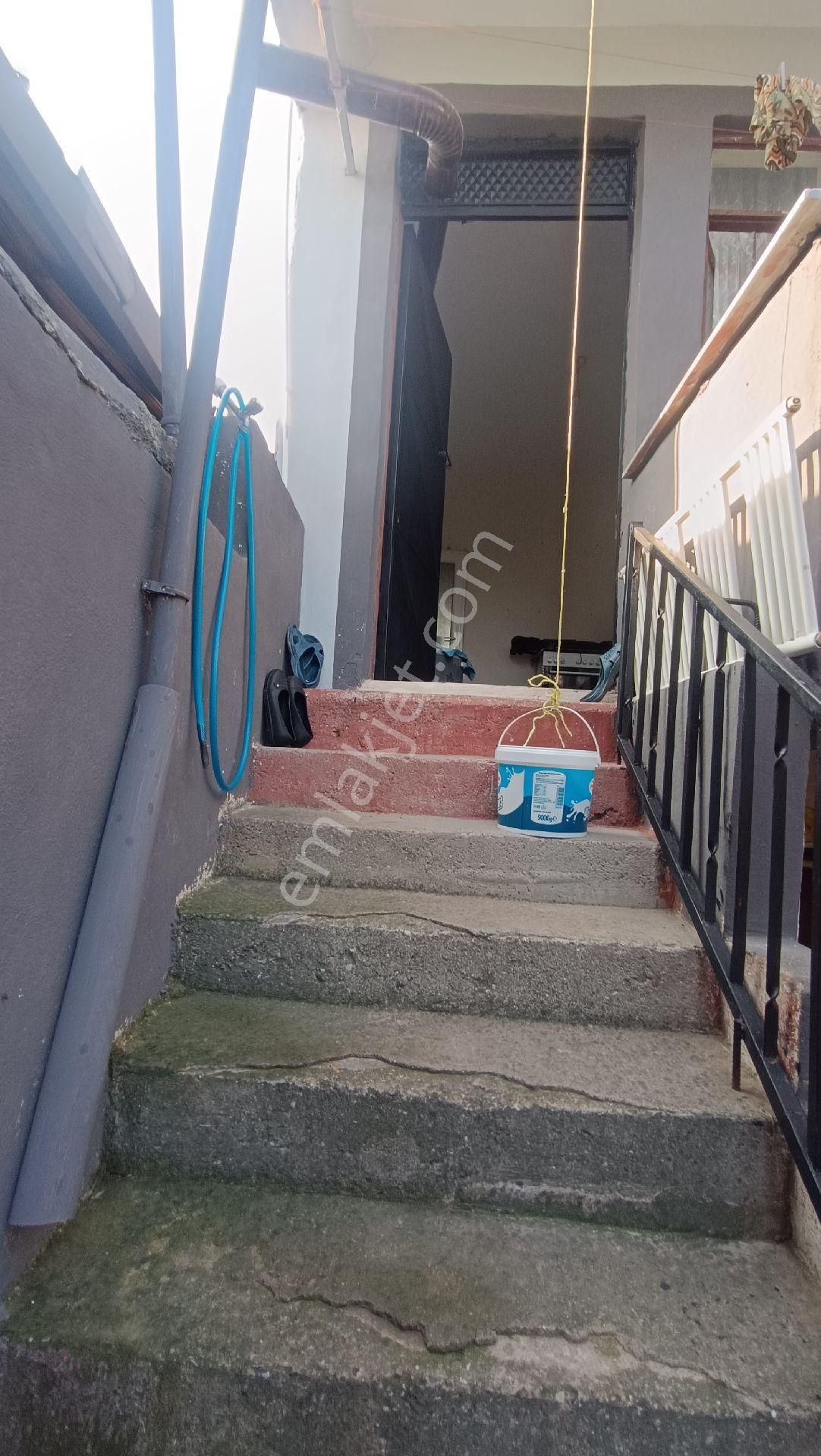 Körfez Hacıosman'da 239 M² 2 Katlı Müstakil Bahçeli Satılık Ev - Görsel 32