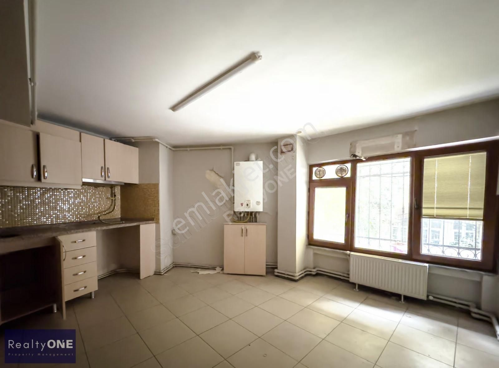 R-one Beyoğlu İstiklal Caddesine Yakın 6bölüm 165m2 Kiralık Ofis - Görsel 17