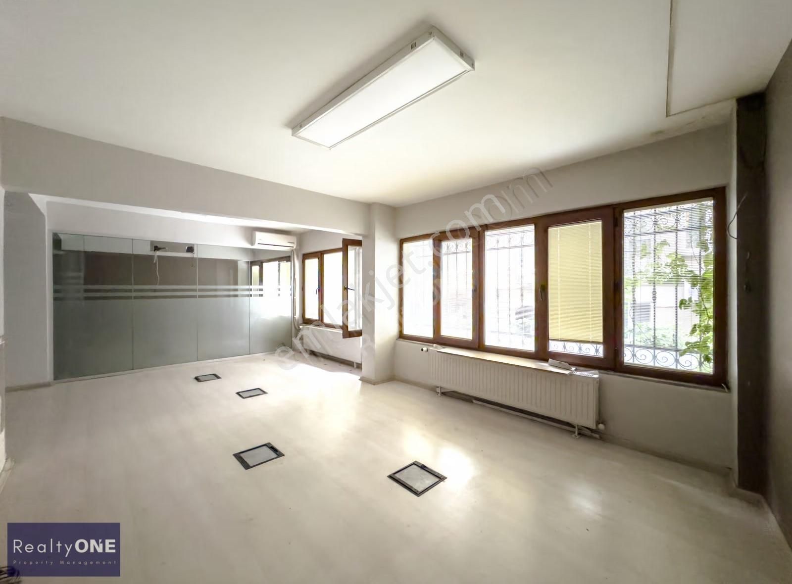 R-one Beyoğlu İstiklal Caddesine Yakın 6bölüm 165m2 Kiralık Ofis - Görsel 19