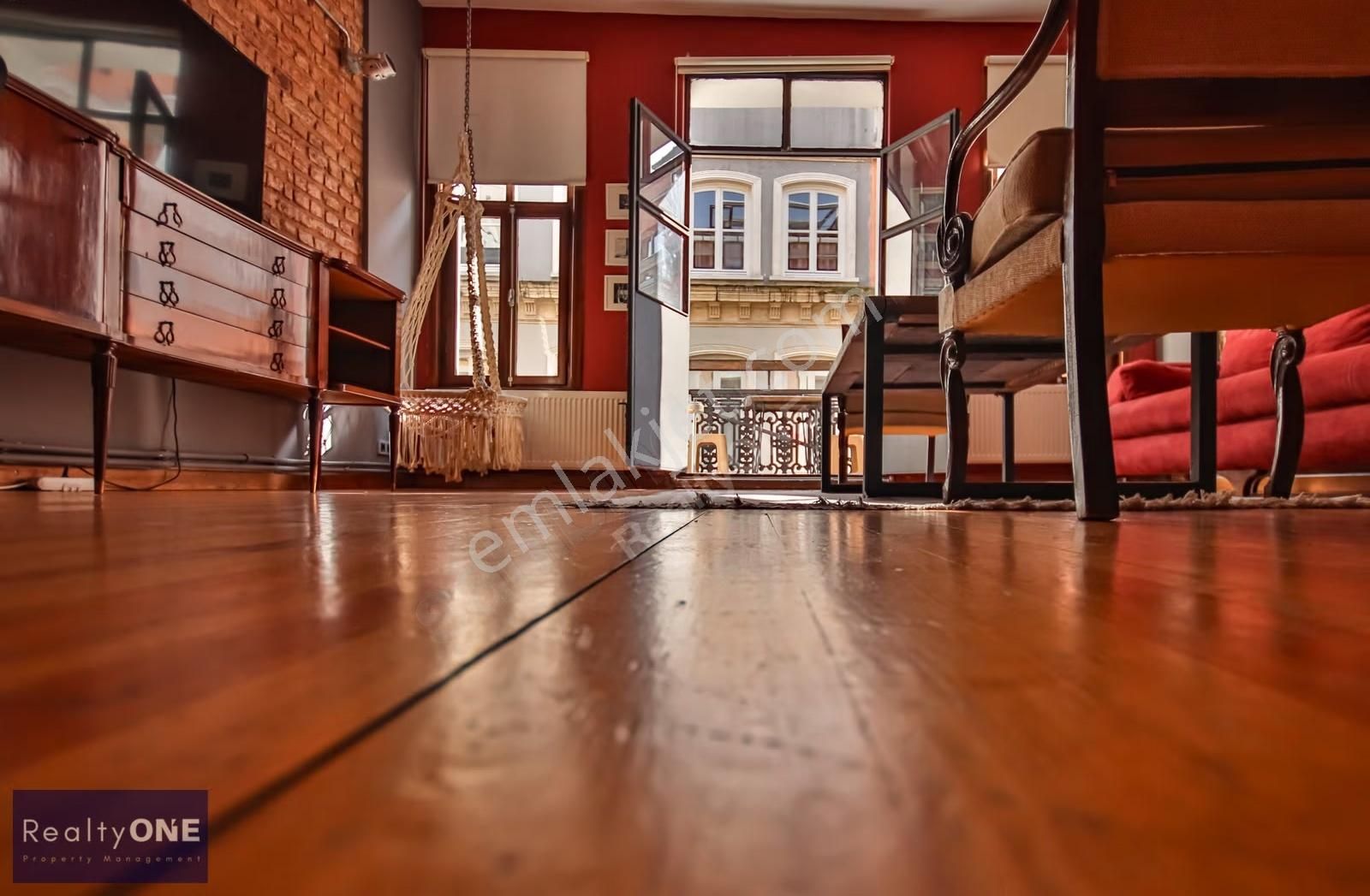 R-one Galata Serdar-ı Ekrem Sok. Ve Kule Manzaralı Satılık Ofis - Görsel 4