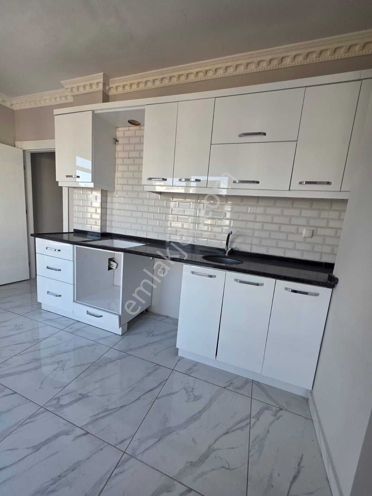 Kızılarık Mahallede Katta Asansorlu Daıre - Görsel 2