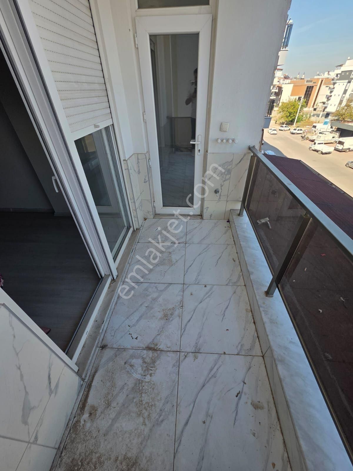 Kızılarık Mahallede Katta Asansorlu Daıre - Görsel 6