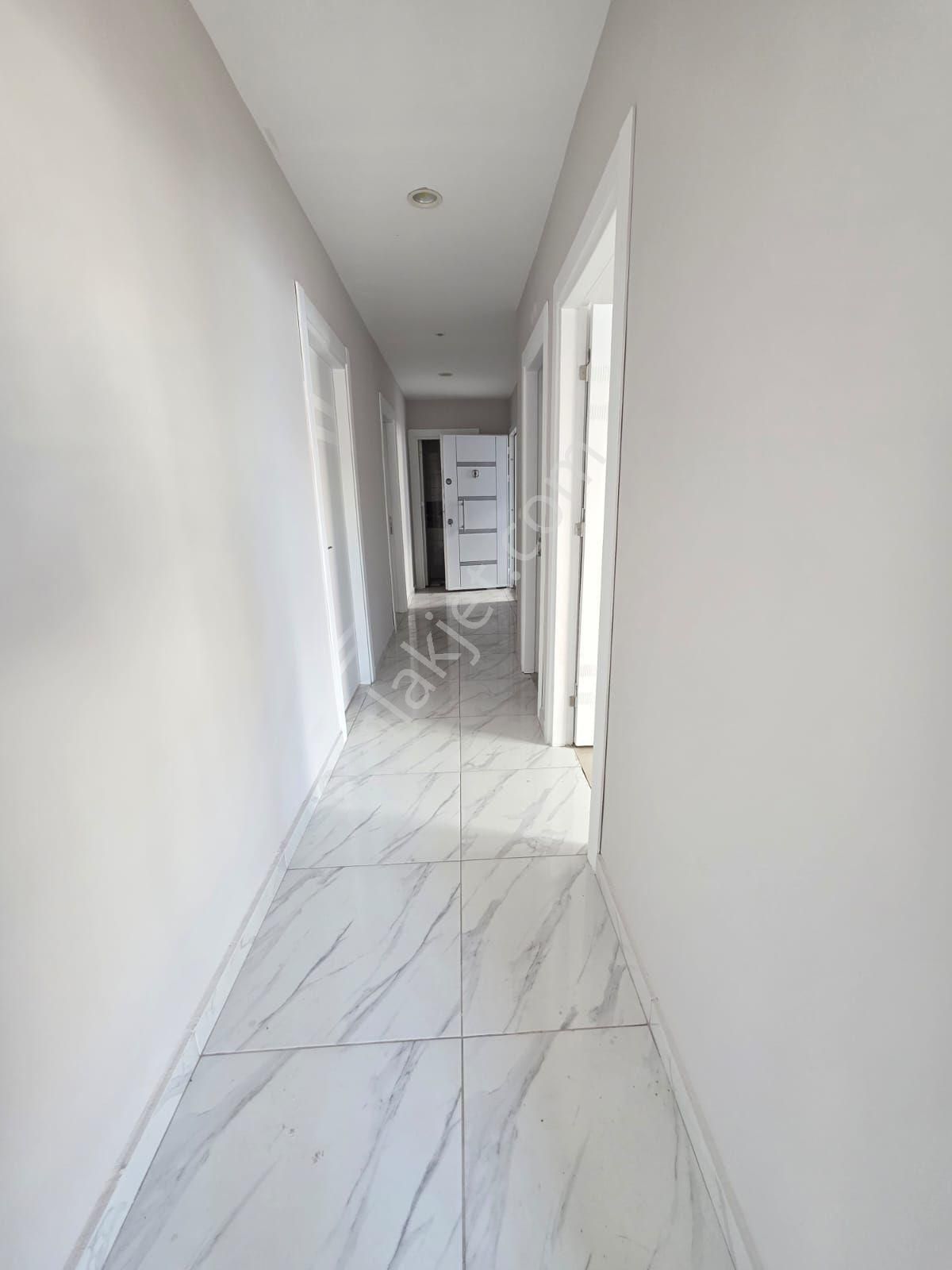 Kızılarık Mahallede Katta Asansorlu Daıre - Görsel 12