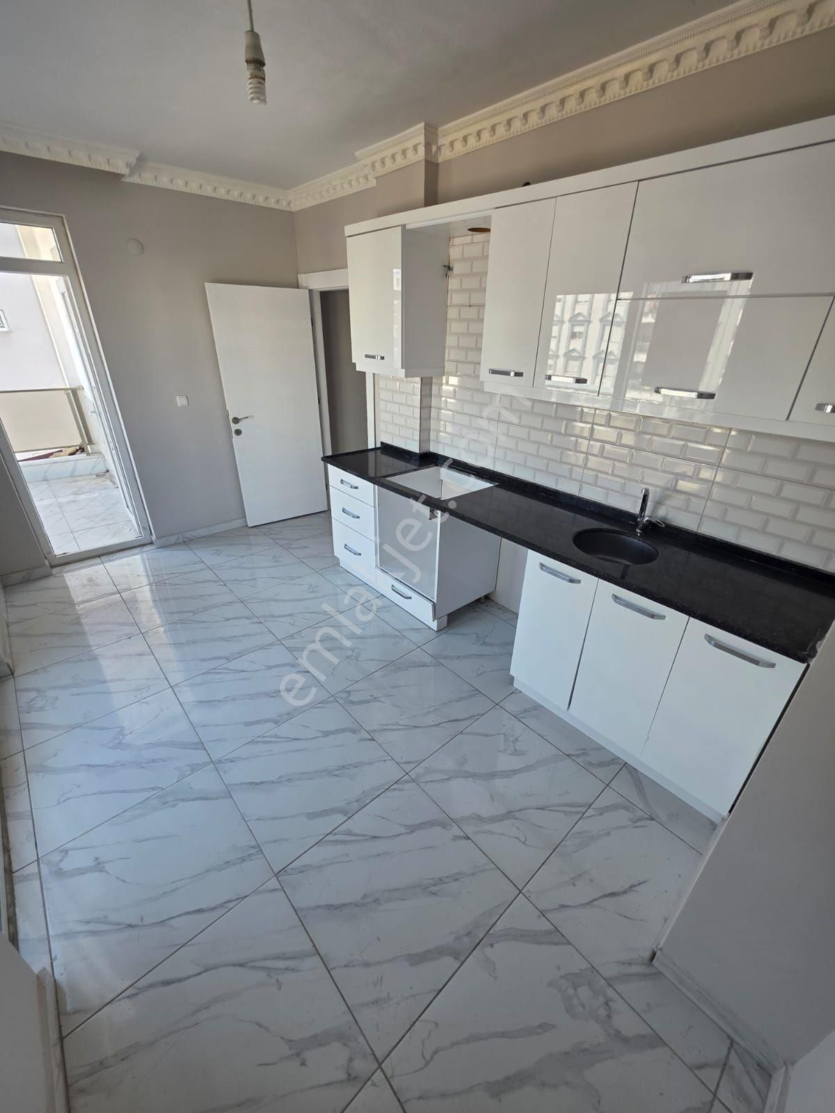 Kızılarık Mahallede Katta Asansorlu Daıre - Görsel 17