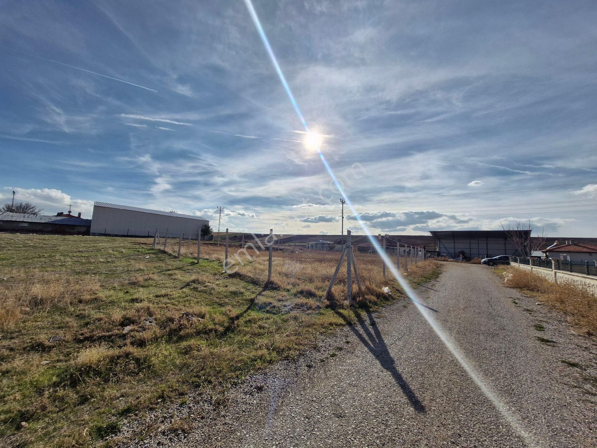 Tek Tapu Konut İmarlı Tel Örgülü 605m2 - Görsel 6