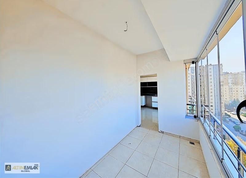 Fed Global / Bahçelievler'in Merkezinde Lüks 4+1 Satılık Daire - Görsel 2