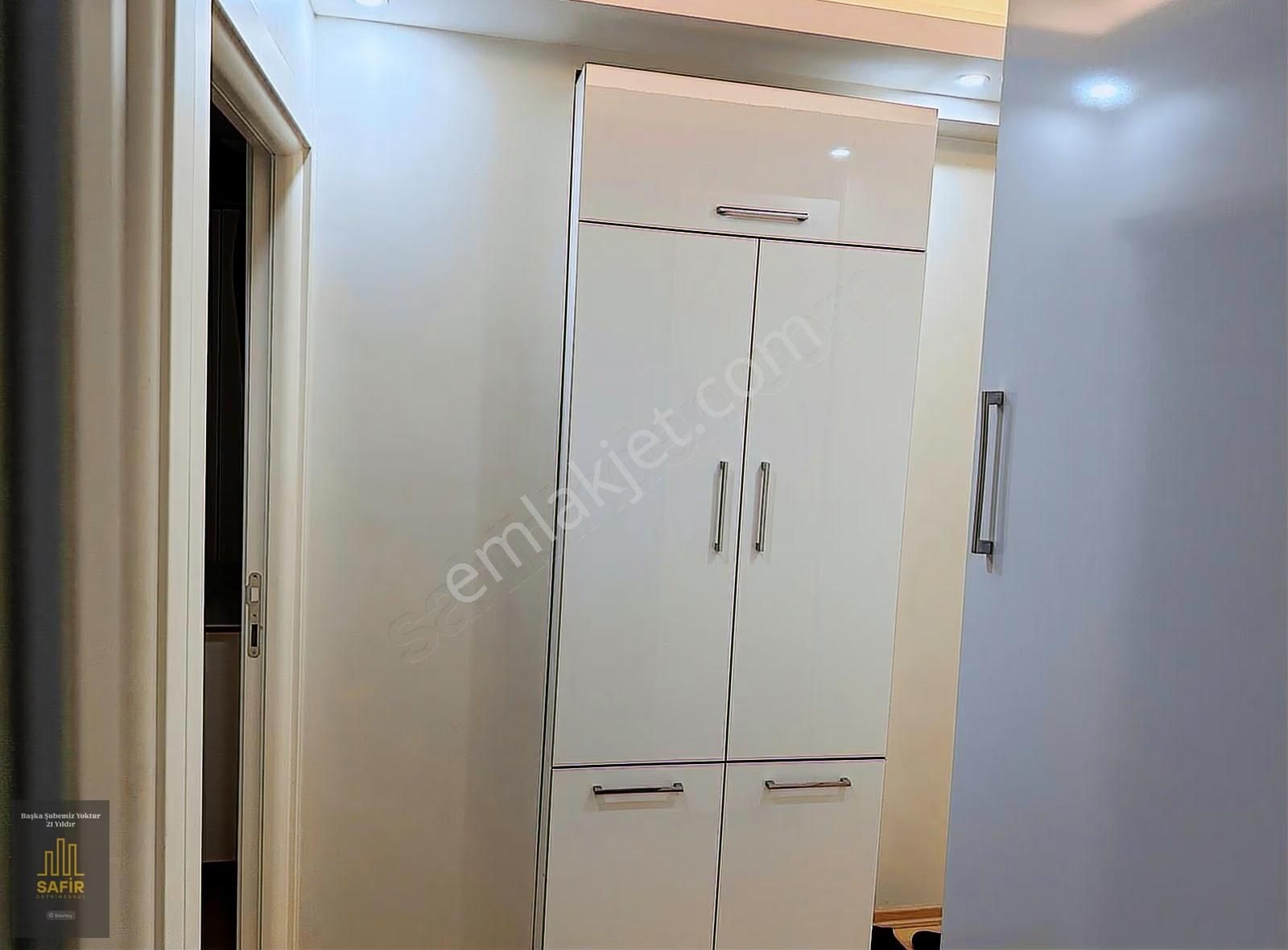 Bakırköy Merkezde Genç Binada Satılık 3+1 Kapalı Otoparklı Daire - Görsel 3