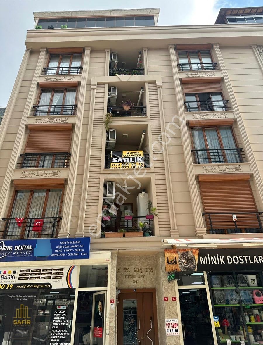 Bakırköy Merkezde Genç Binada Satılık 3+1 Kapalı Otoparklı Daire - Görsel 13