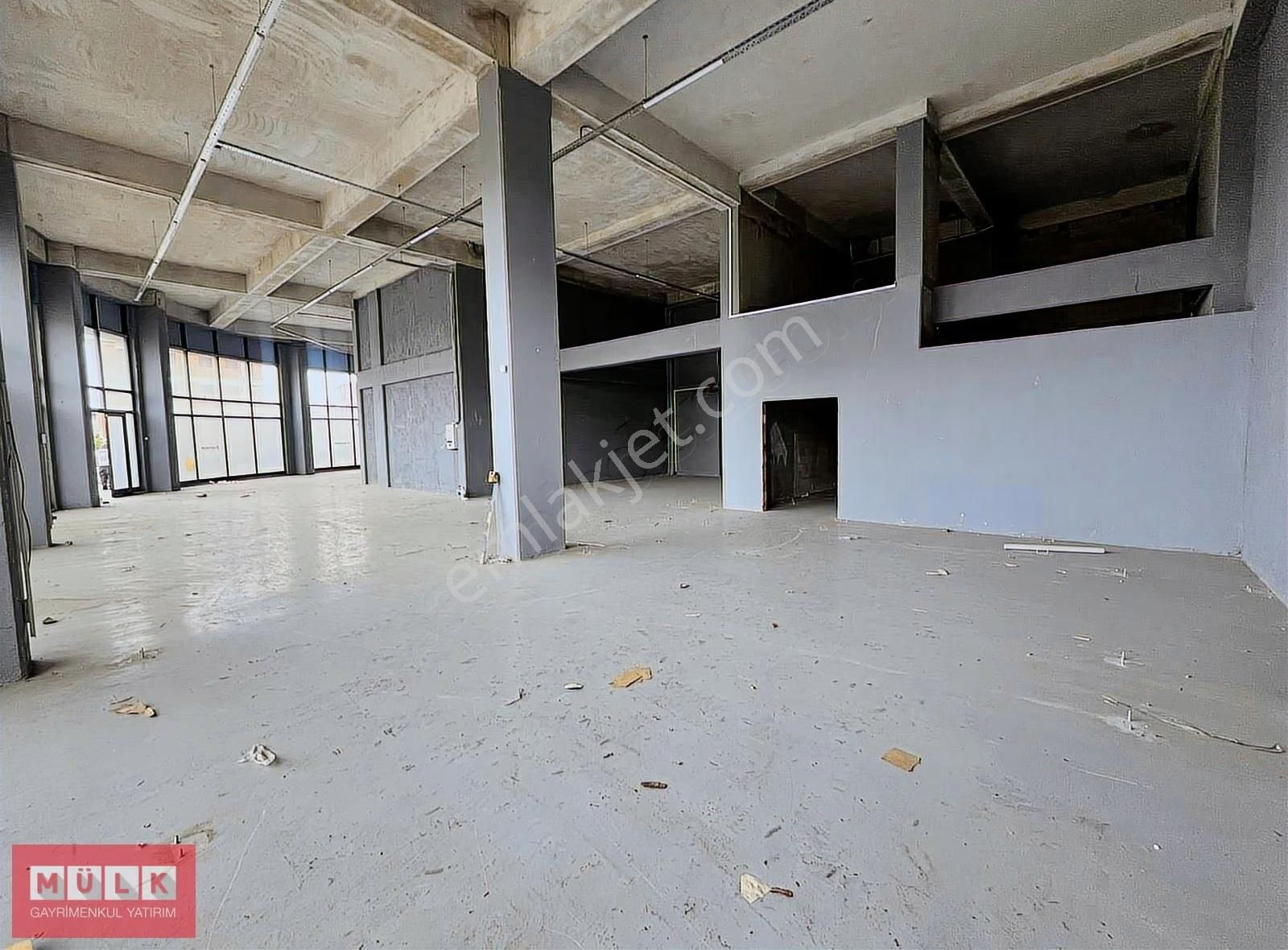 Sancaktepe'de Mülk Sahibin Den 480 M2 Kiralık Dükkan - Görsel 3