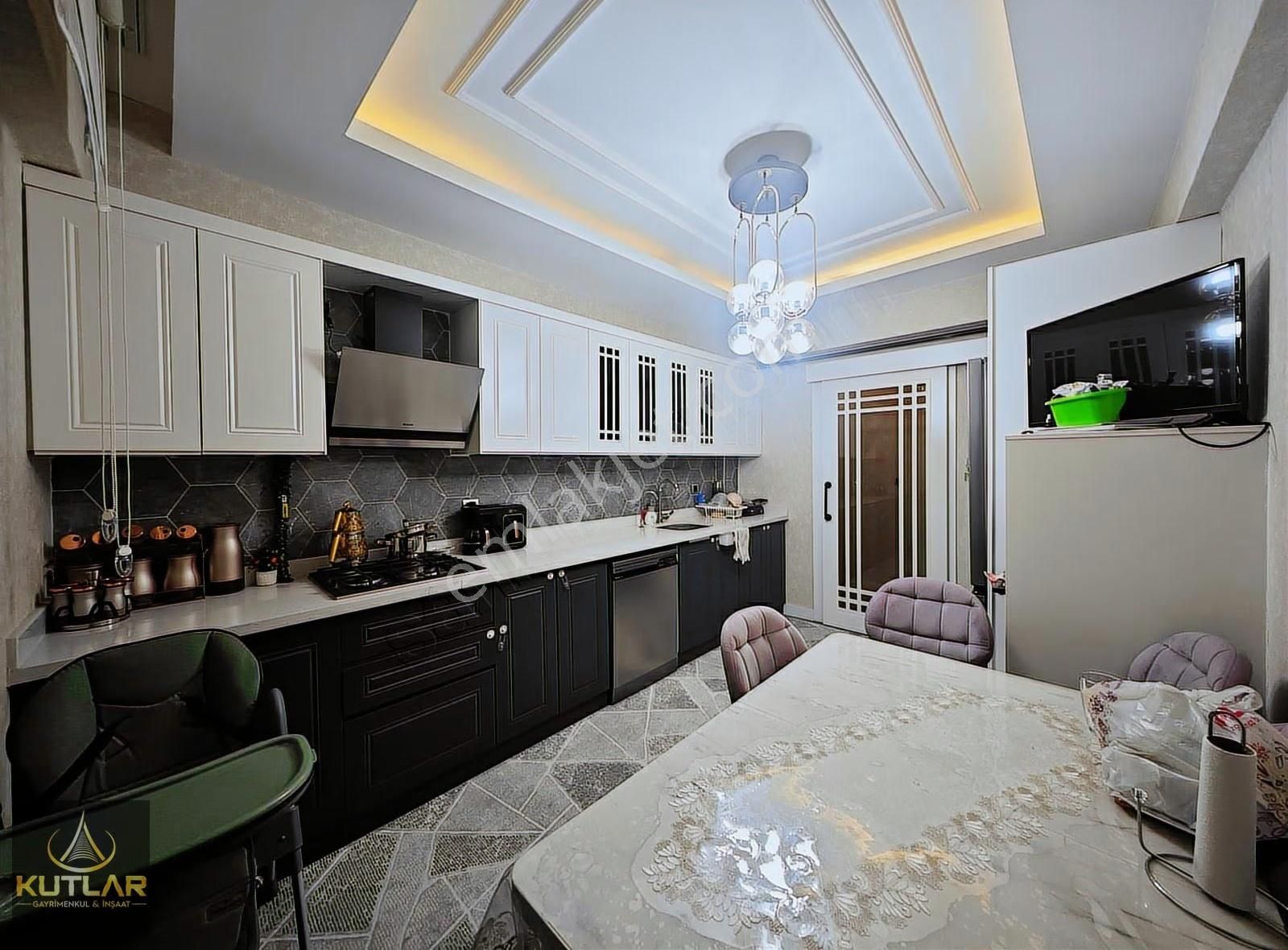 " Kutlardan Bülbülzadede Cadde Üzeri Ultra Lüks Fırsat Daire ". - Görsel 6