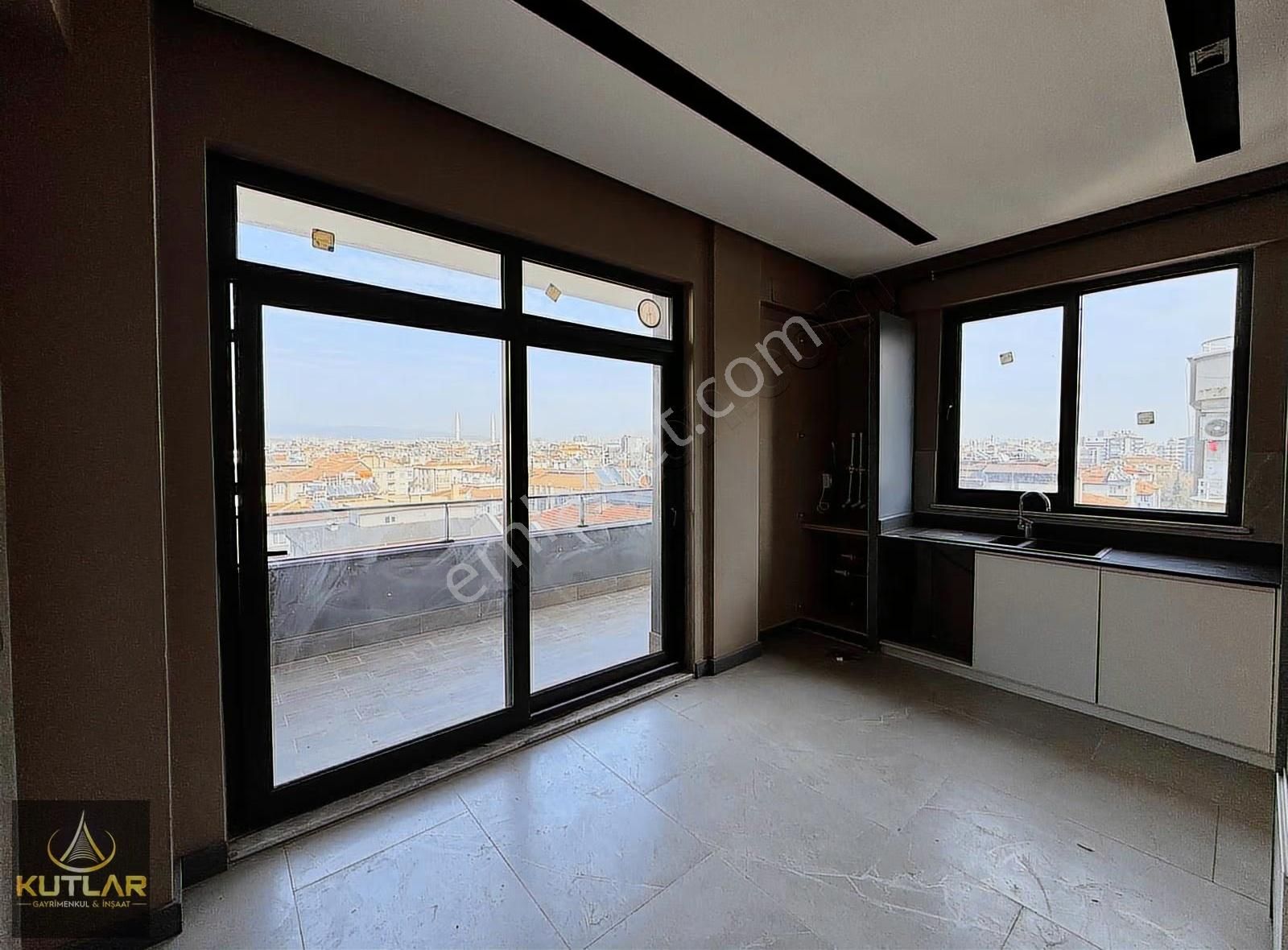Kutlar'dan 25 Aralık Devlet Hastanesi Karşısı Satılık 2+1 Daire! - Görsel 5