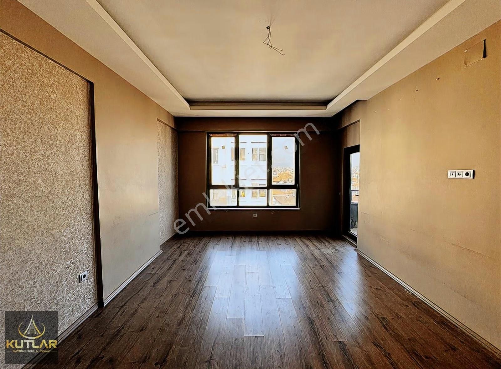 Kutlar'dan 25 Aralık Devlet Hastanesi Karşısı Satılık 2+1 Daire! - Görsel 14