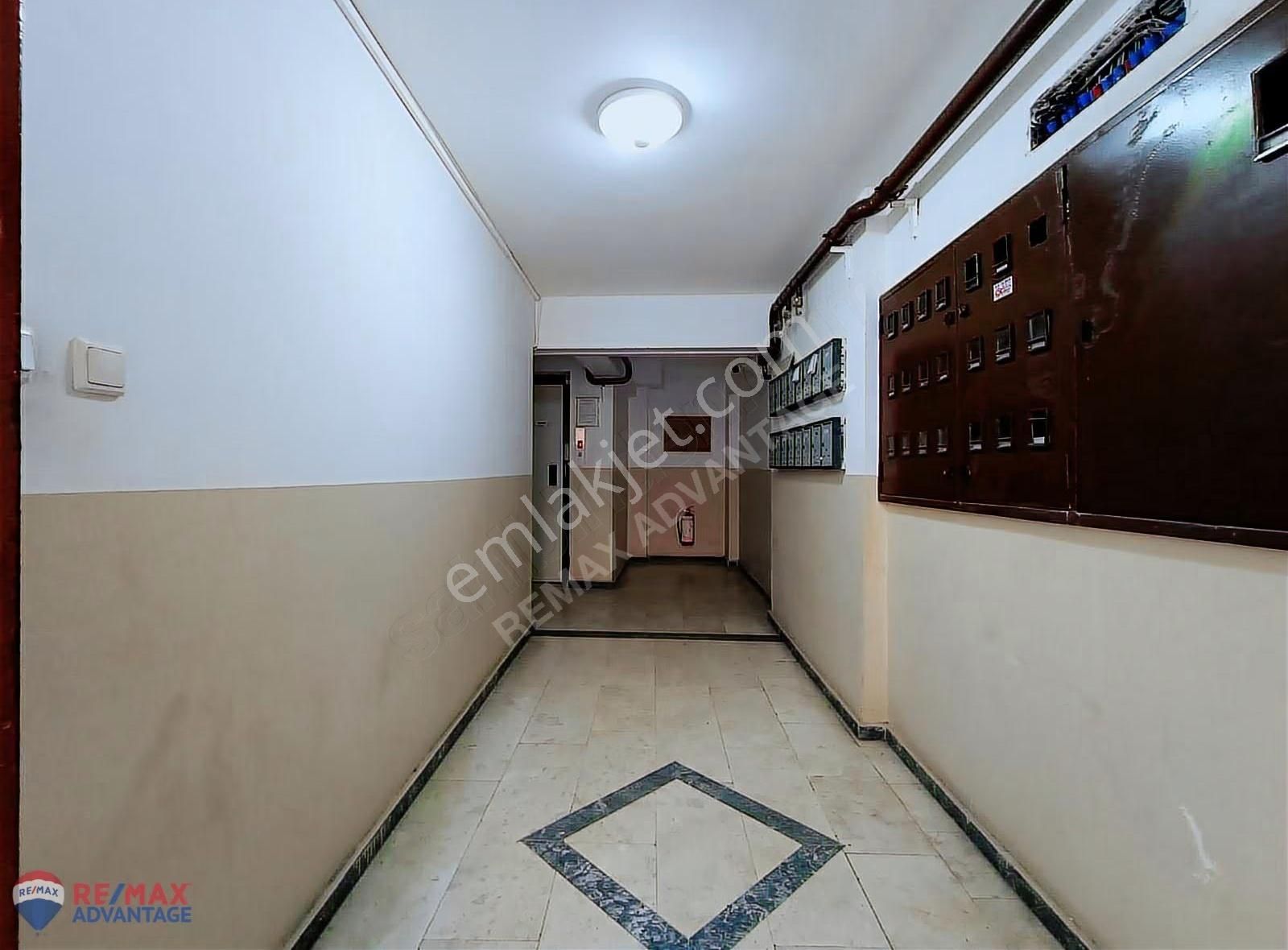 Remax Advantage Hacıseyfettin Mh De Merkezi Lokasyon 3+1 Daire - Görsel 17