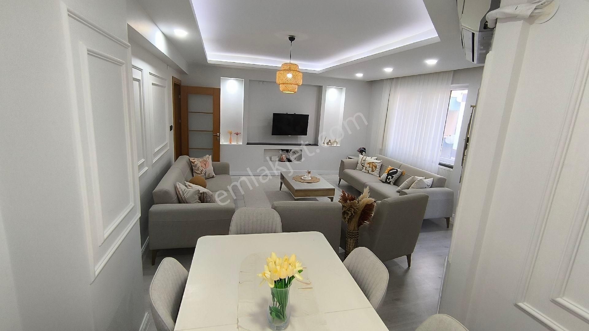 Bahçelievler Yenibosna Zafer M. 3+1 3.kat Asansör Otopark Dekorlu Satılık Daire - Görsel 5