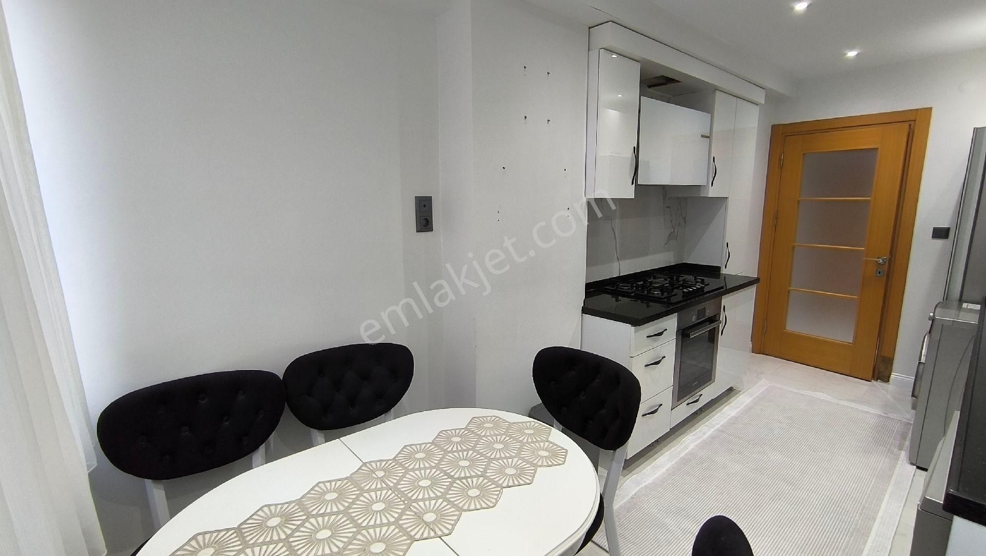 Bahçelievler Yenibosna Zafer M. 3+1 3.kat Asansör Otopark Dekorlu Satılık Daire - Görsel 18