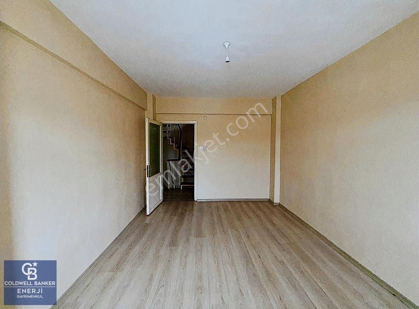 Silivri Cumhuriyet Mah. Satılık 4+1 Bahçeli İkiz Villa - Görsel 4