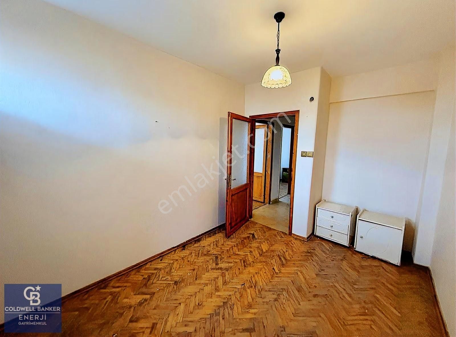 Silivri Cumhuriyet Mah. Satılık 4+1 Bahçeli İkiz Villa - Görsel 32