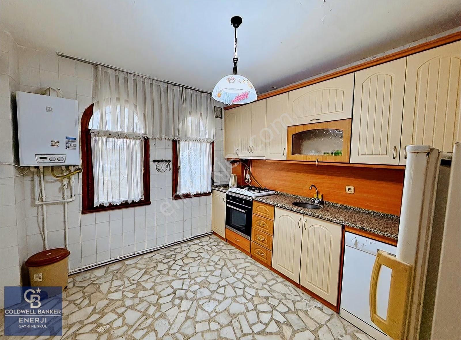 Silivri Cumhuriyet Mah. Satılık 4+1 Bahçeli İkiz Villa - Görsel 5