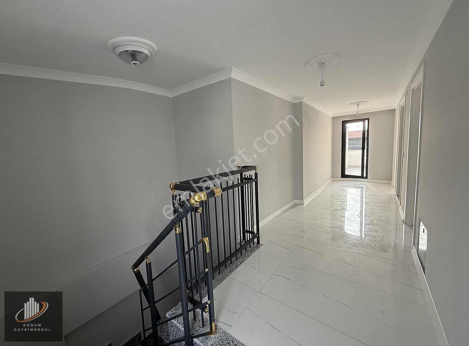 Darıca Marmaray Durağına Komşu 4+1 Asansörlü Çift Teraslı Daire - Görsel 23