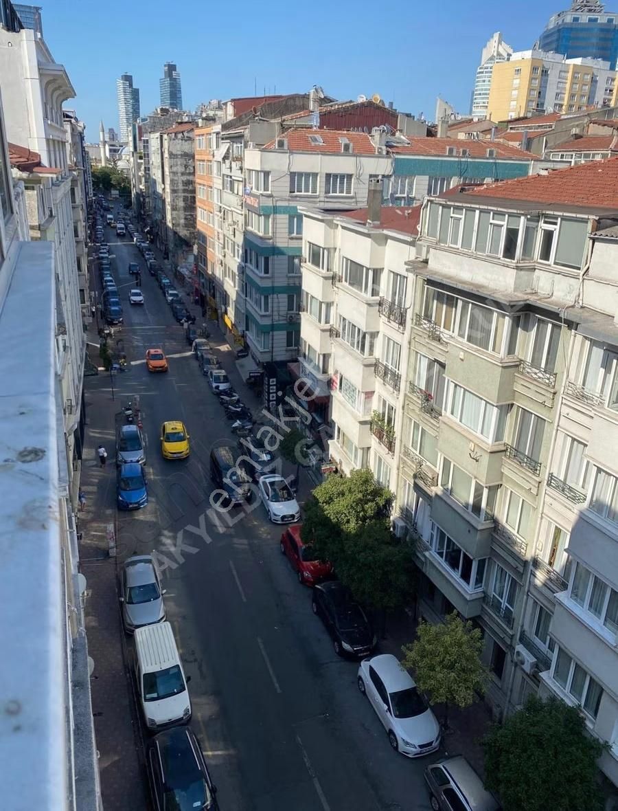 Şişli Eşyalı Kiralık 1+0!daire!metro-büs Çok Yakın.depozito Yok - Görsel 15